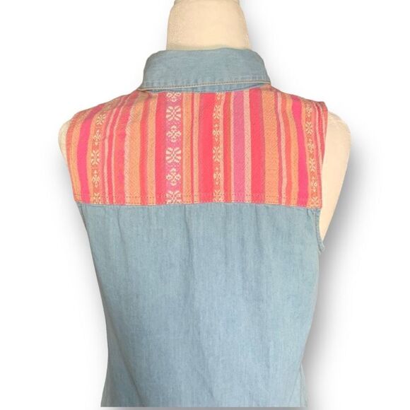 Mudd Shirt Western Style Chambray Denim Pearl Snap Sleeveless Southwestern - Picture 3 of 8